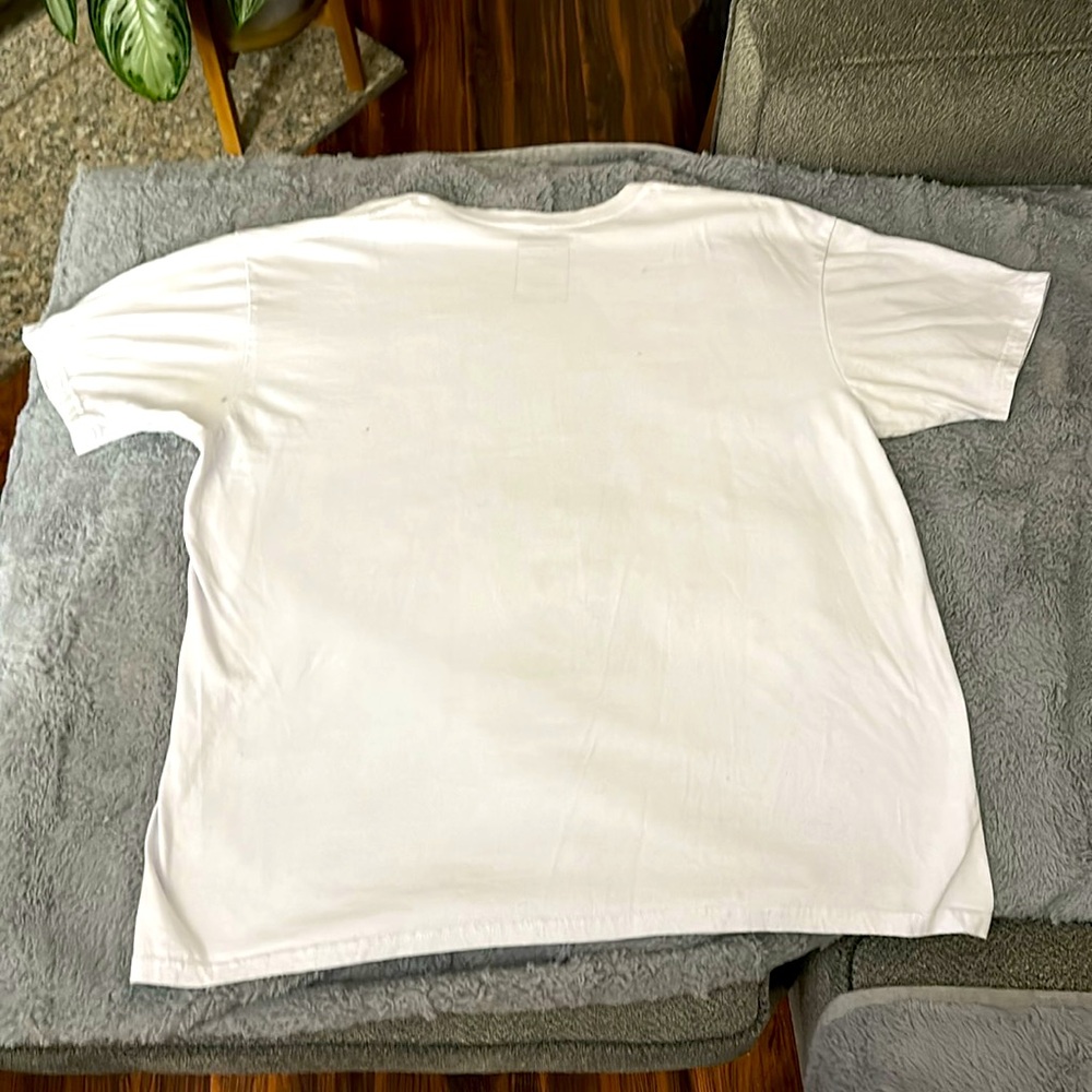 Black Lives Matter T-shirt - Picture 3 of 3